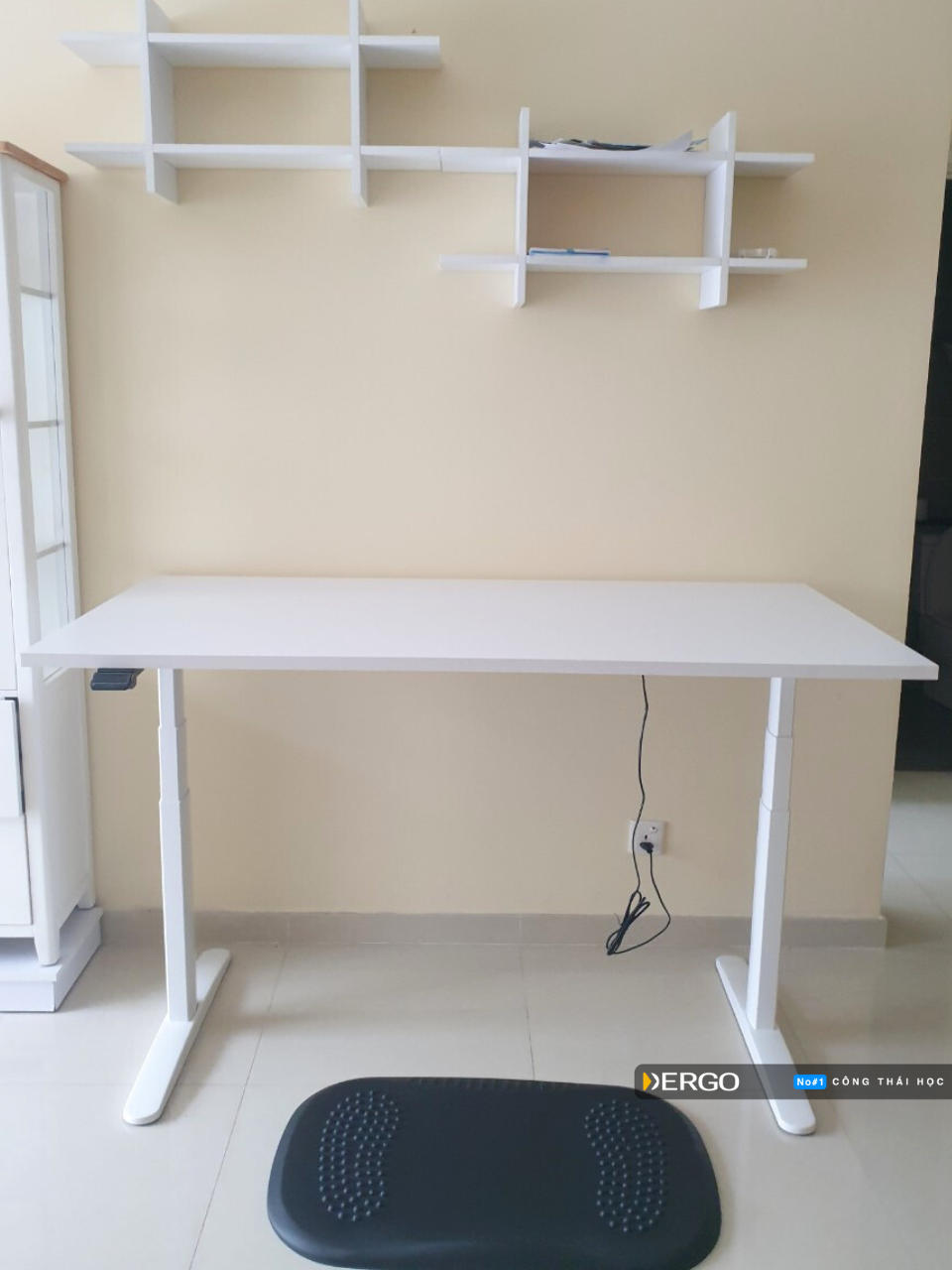Bàn làm việc nâng hạ độ cao cao cấp FlexiSpot Q7